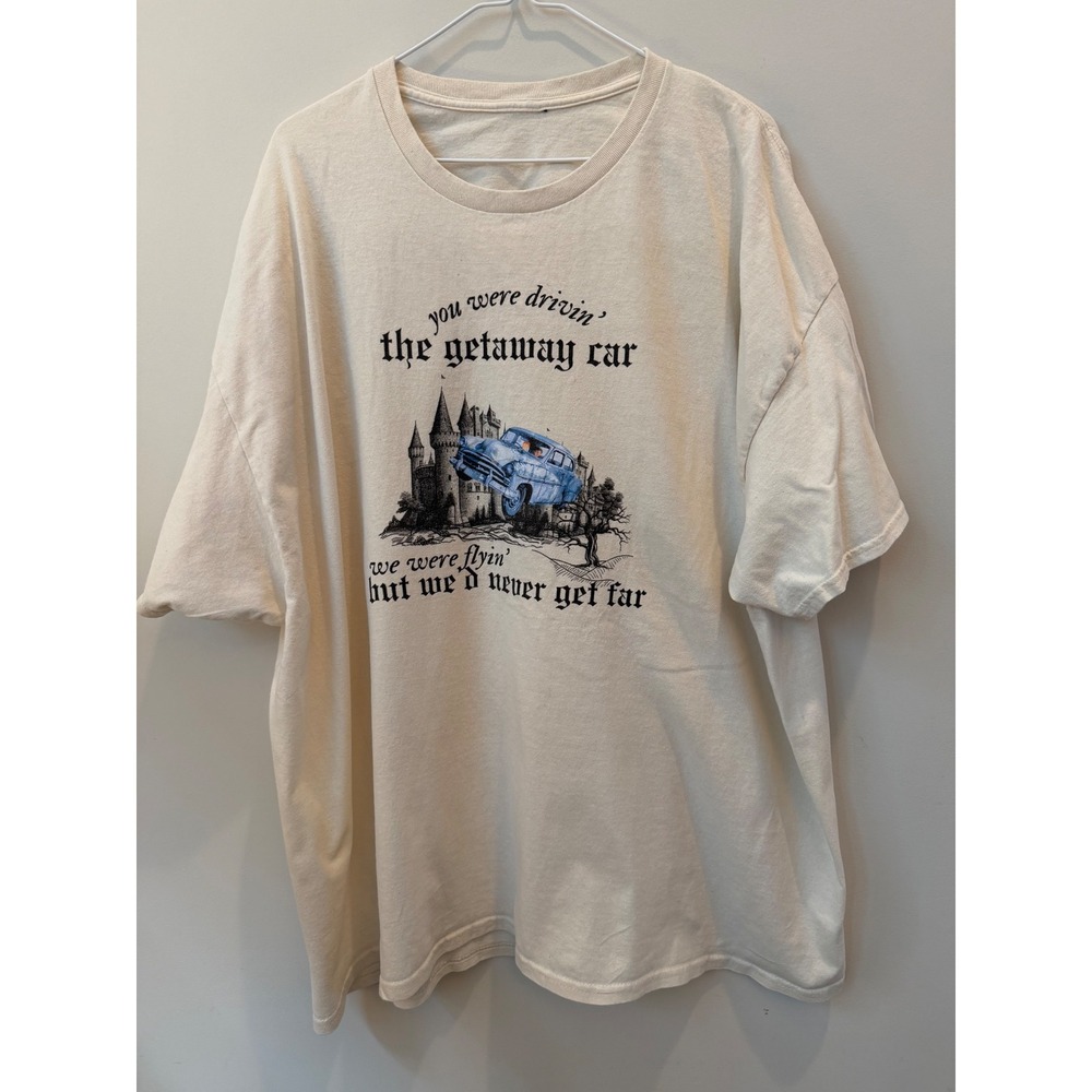 Getaway Car Flying Blue Car Graphic Tee Cream Oversized T-Shirt Mens XXL